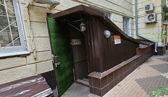 Демонтаж самовольных построек в центре Москвы