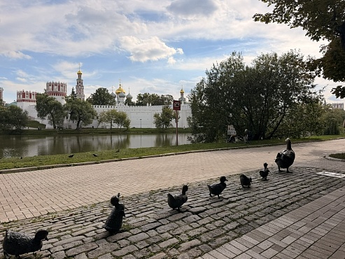 Новодевичьи пруды: тихий уголок в сердце Москвы
